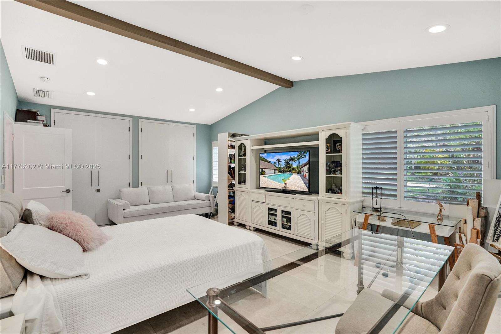 OAKRIDGE ESTATES SEC 2 - Residential