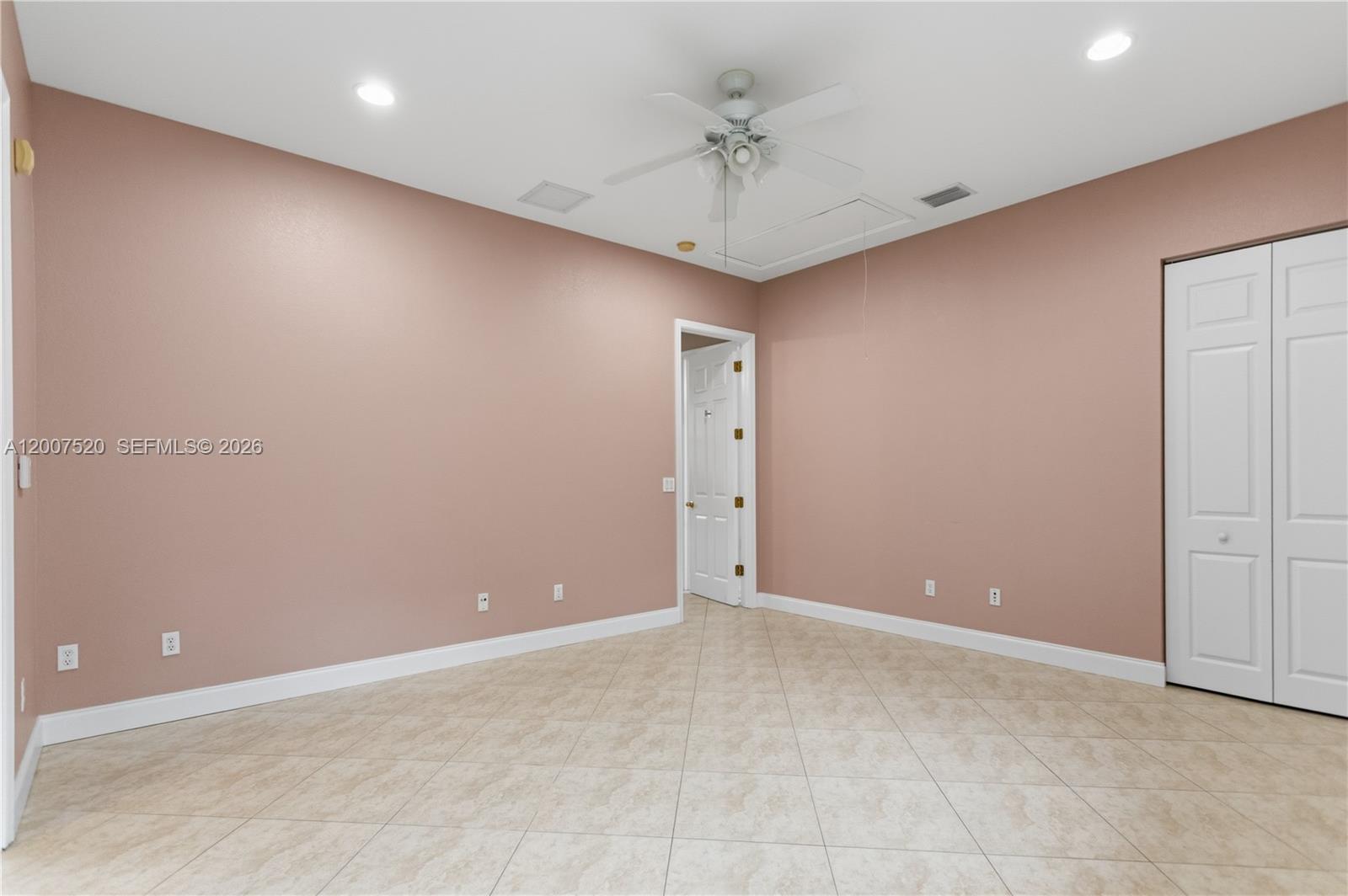 ESTATES OF HIDDEN ACRES - Residential