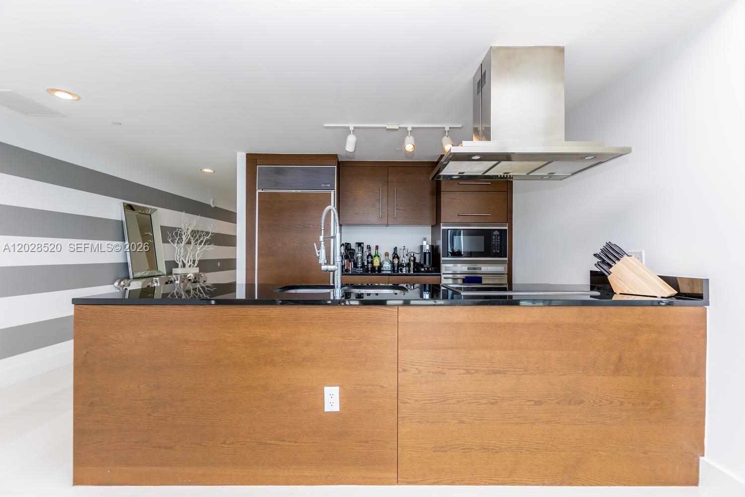495 Brickell Ave 4901