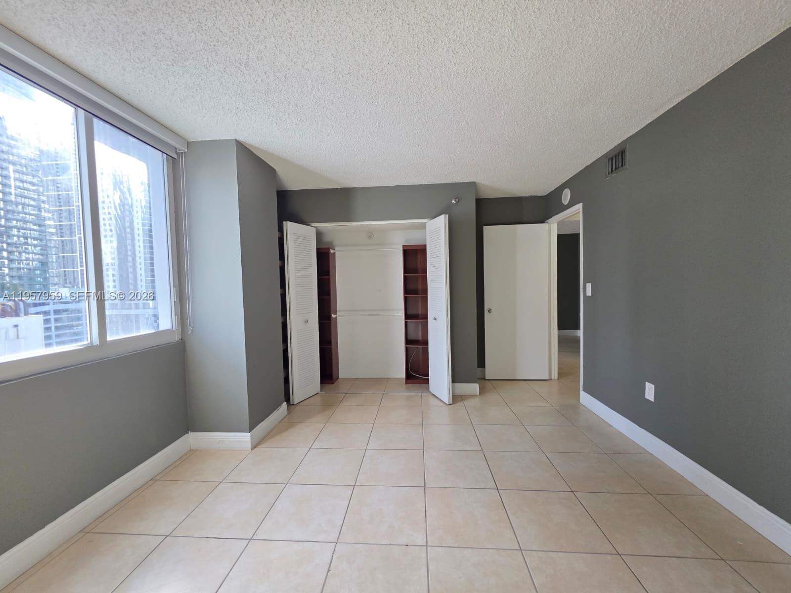 MADISON DOWNTOWN CONDO - Residential Lease