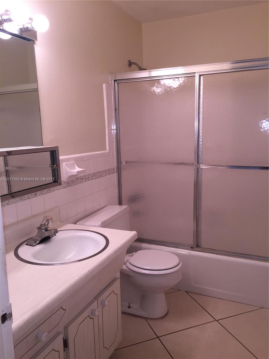 Pinetree Condo Apts - Residential Lease