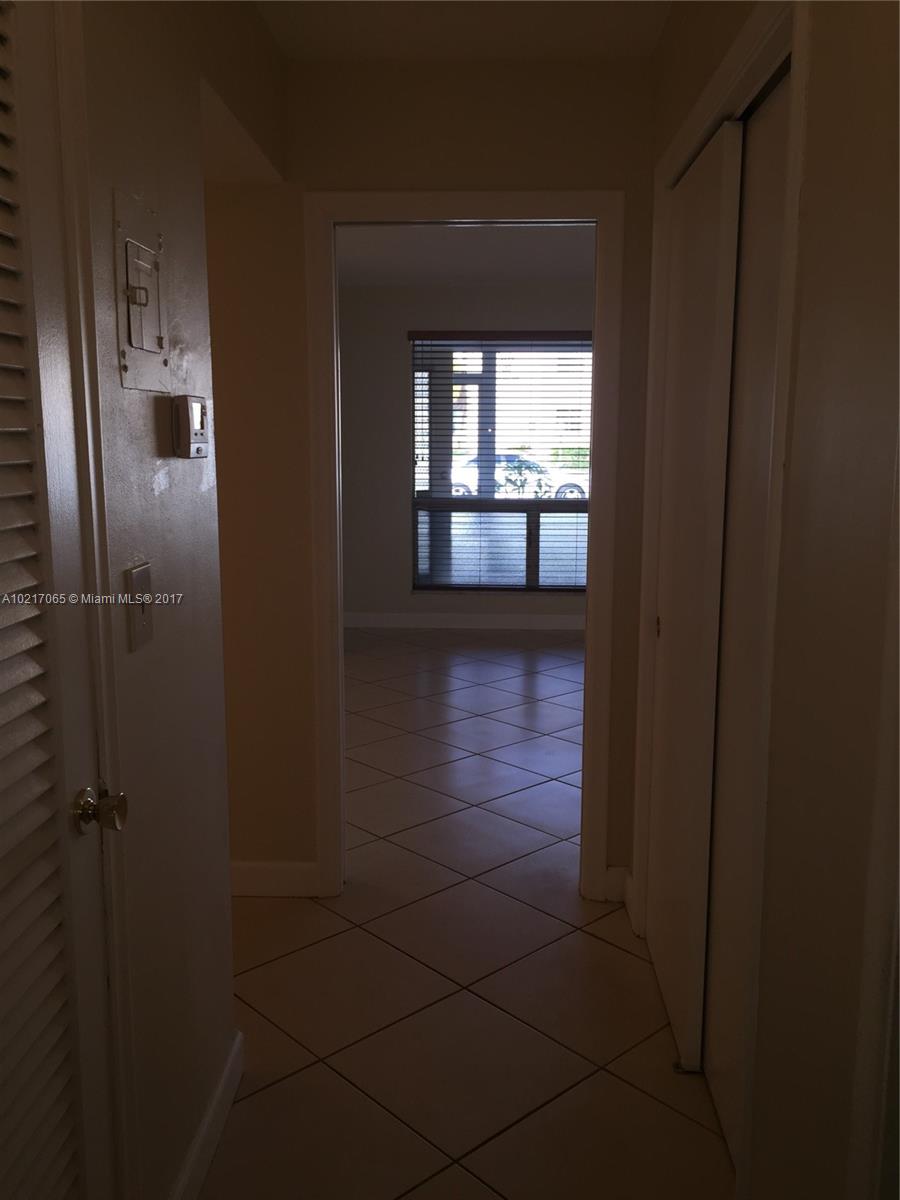 Pinetree Condo Apts - Residential Lease