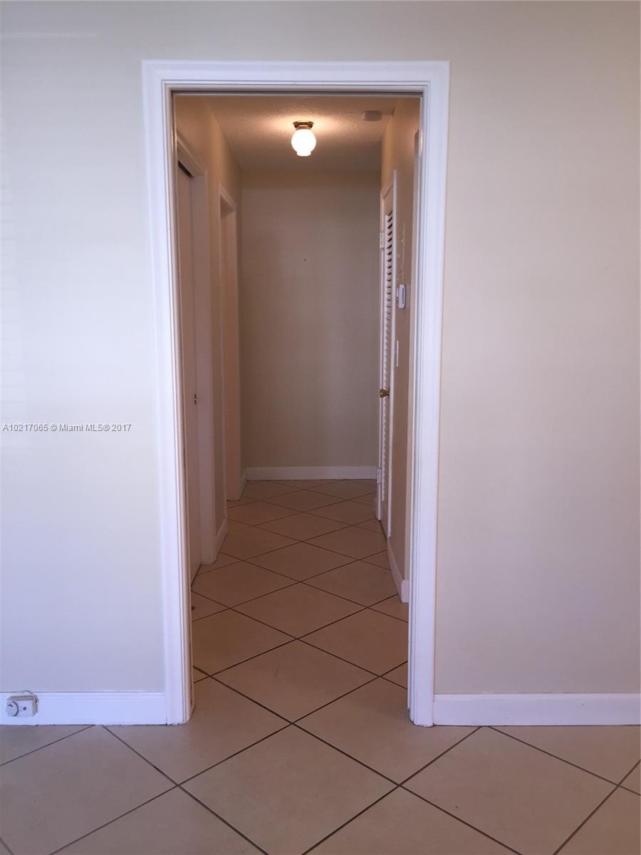 Pinetree Condo Apts - Residential Lease