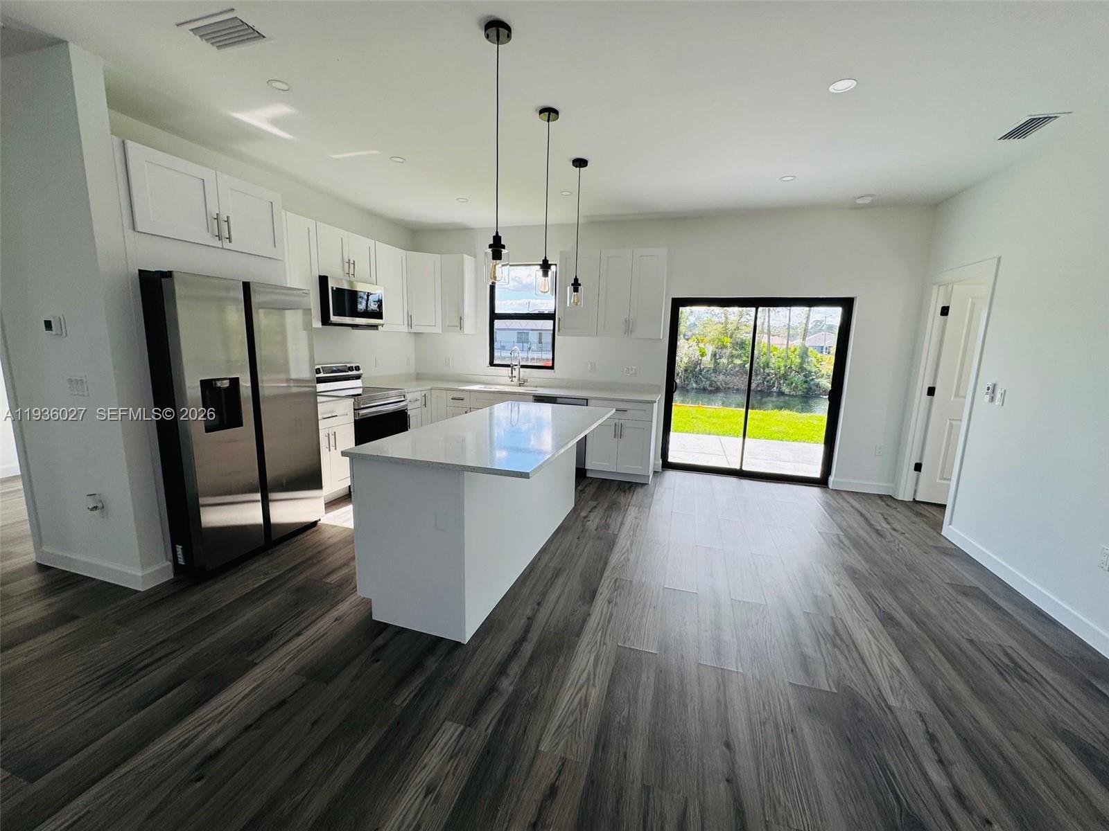 JACARANDAS - Residential