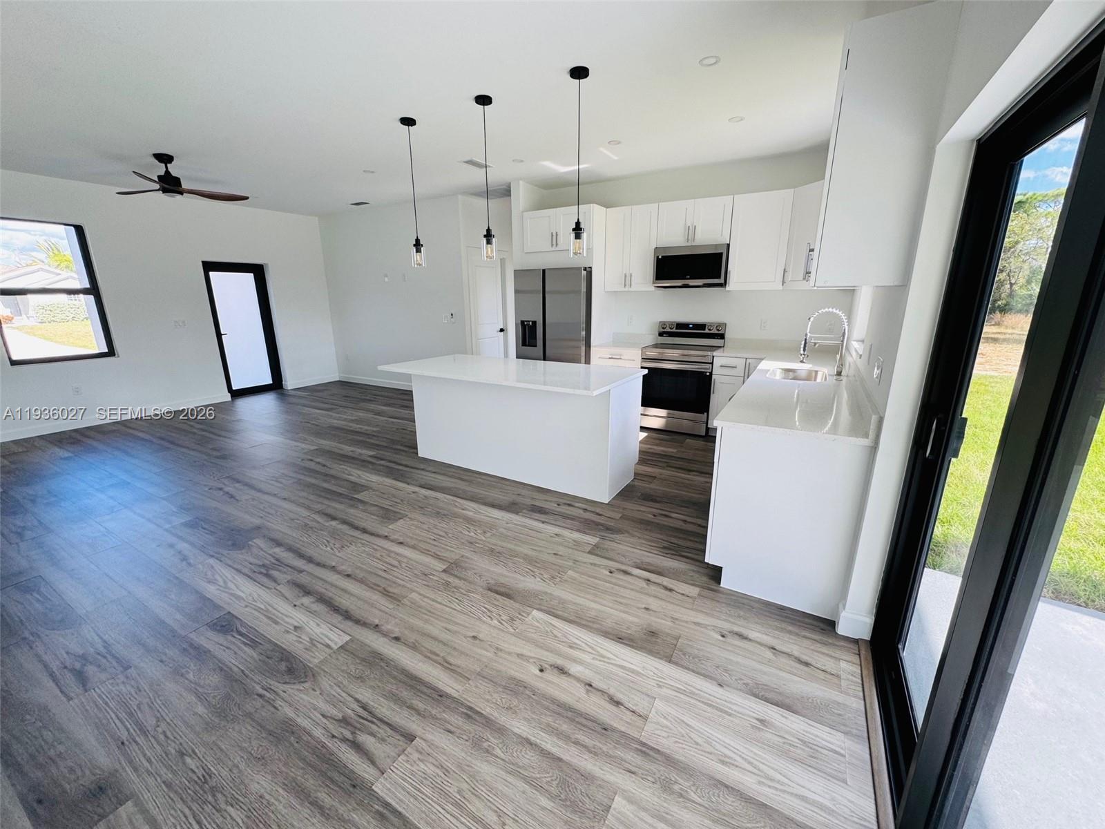 JACARANDAS - Residential