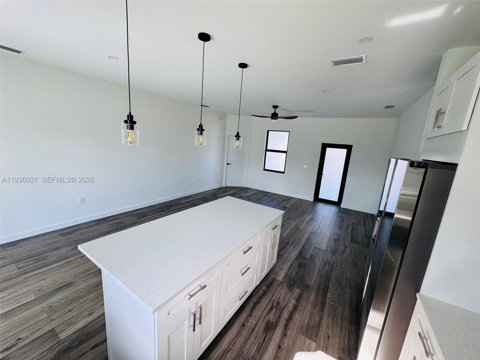 JACARANDAS - Residential