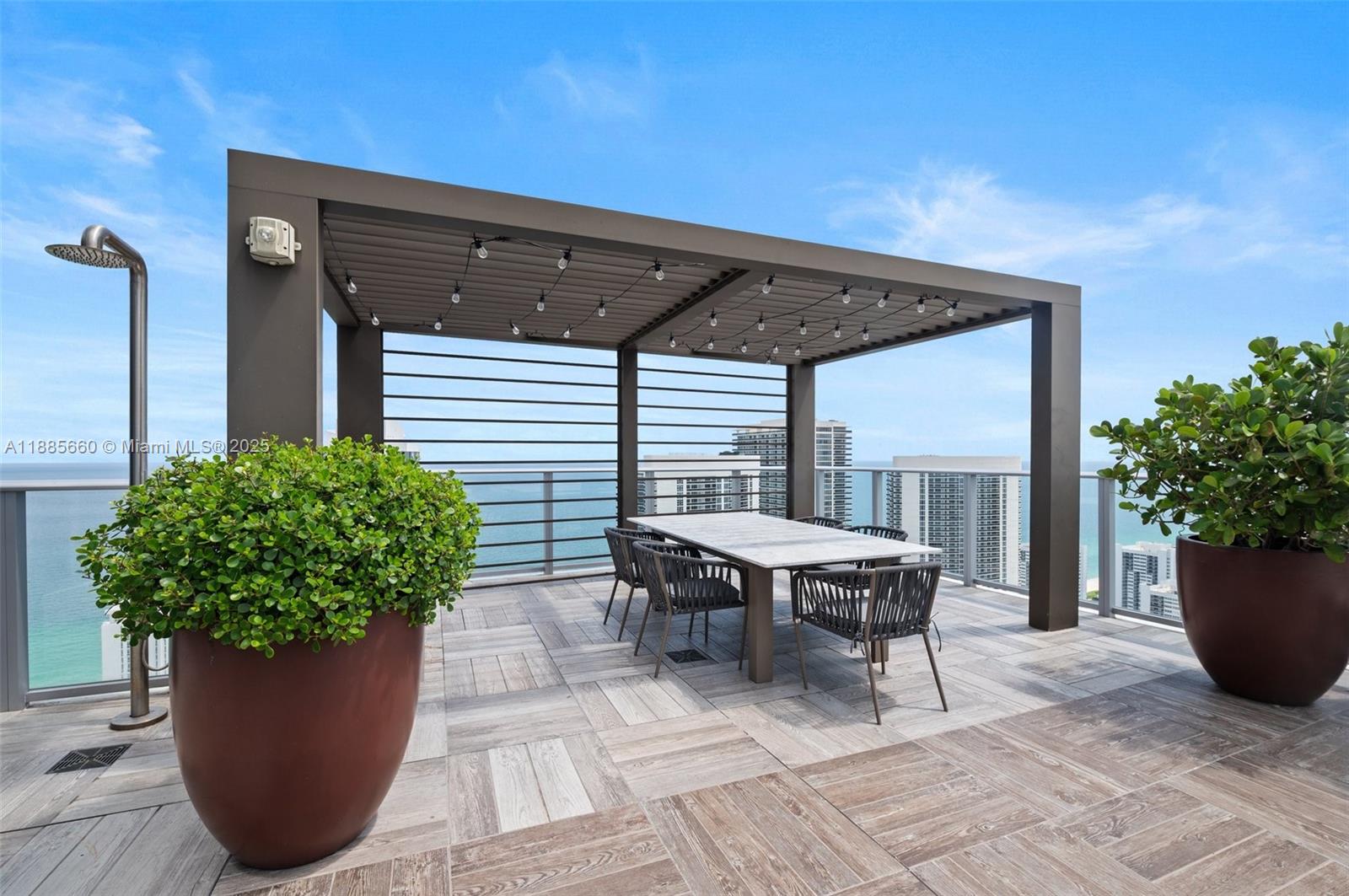 4010 SOUTH OCEAN CONDO - Residential Lease
