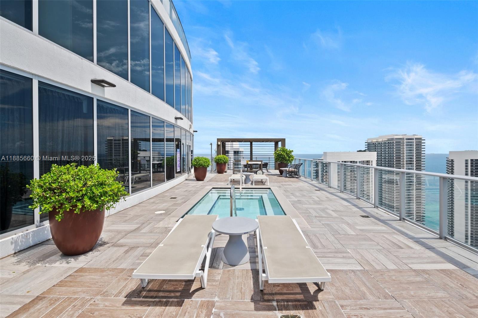 4010 SOUTH OCEAN CONDO - Residential Lease