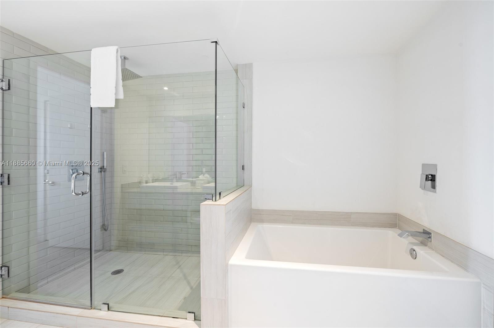 4010 SOUTH OCEAN CONDO - Residential Lease