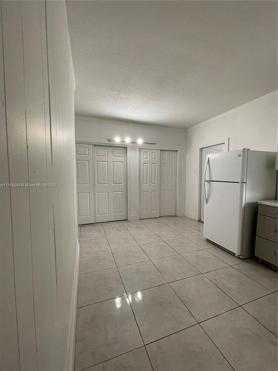 JEANETTE MANORS - Residential