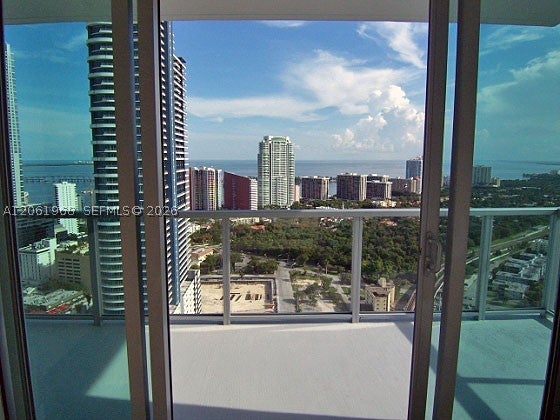 79 SW 12th St UPH4001-S