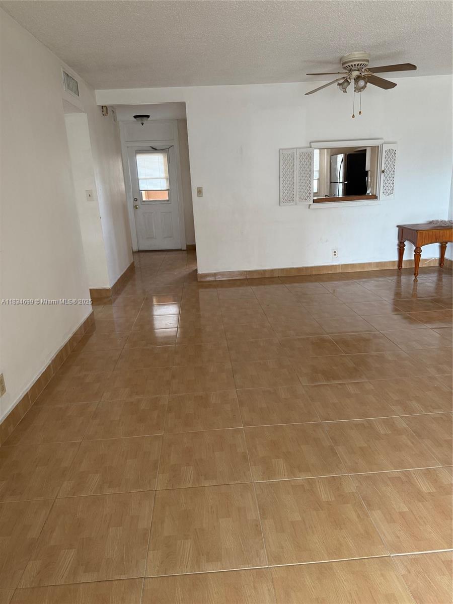 MEADOWBROOK TOWERS CONDO F - Residential Lease