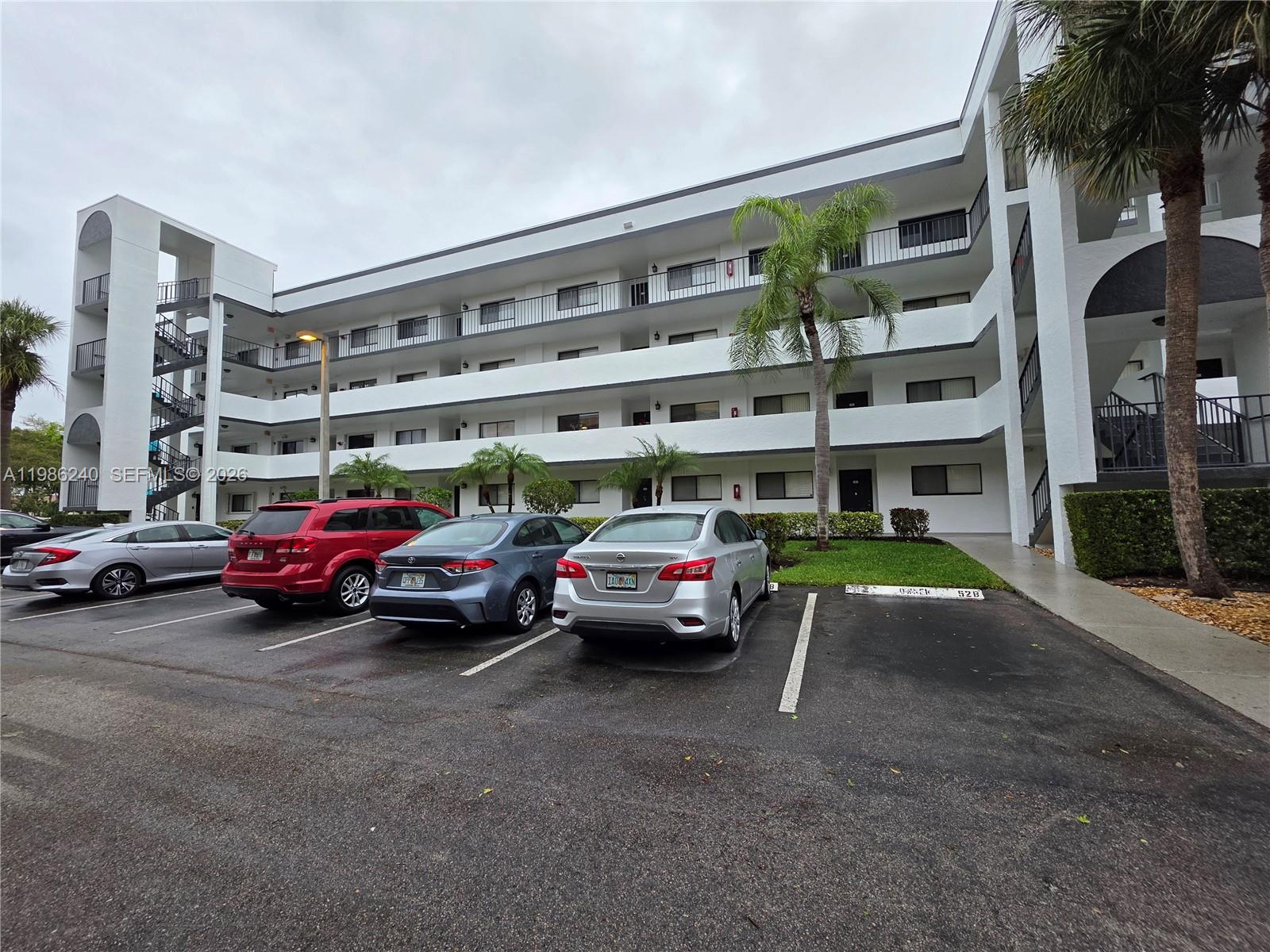 FAIRWAY CLUB CONDO - Residential Lease