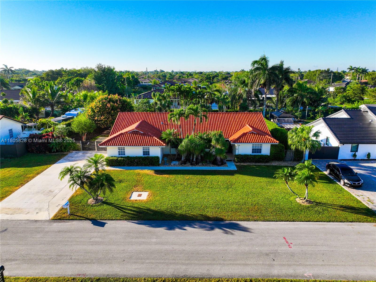18760 Sw 294th Ter, Homestead, Miami-Dade County, Florida - 3 Bedrooms  
2 Bathrooms - 