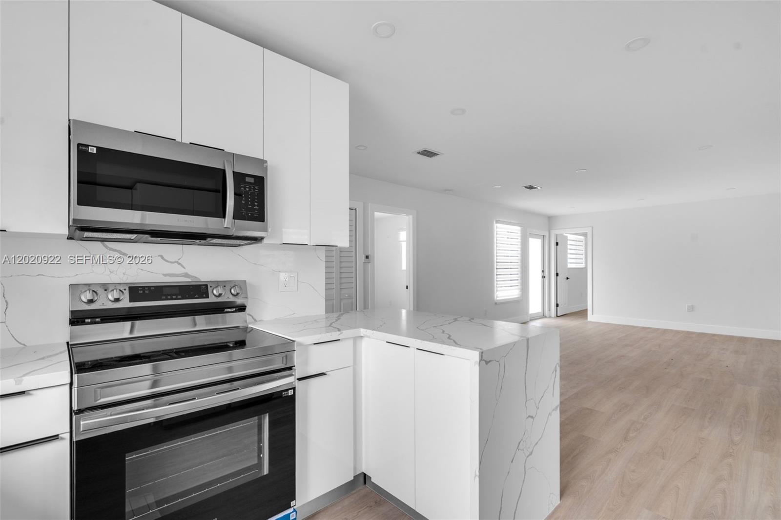 MYRTLE GROVE 2ND ADDN - Residential