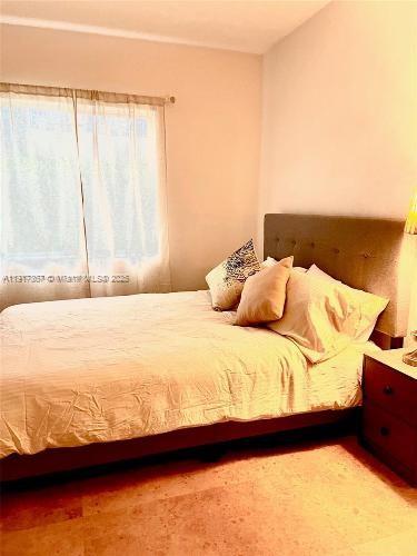 VICTORIA PARK GARDEN COND - Residential Lease