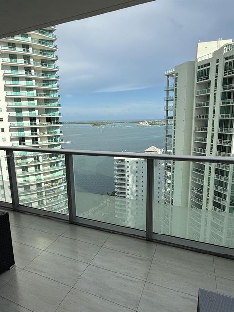 1300 Brickell Bay Dr 2305 Miami FL 33131