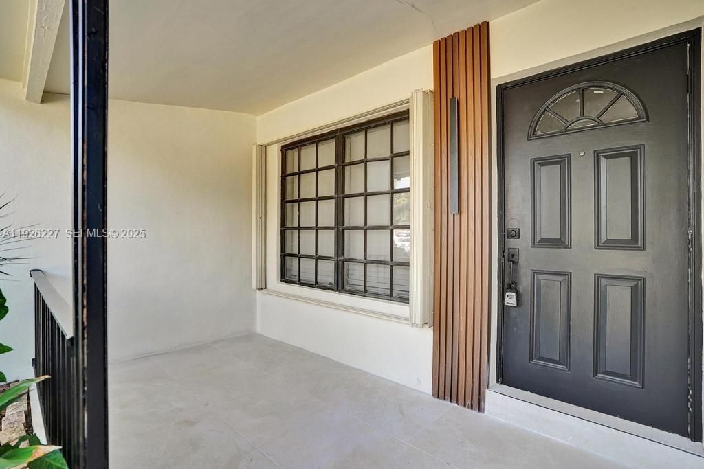 Photo of 6844 SW 12th St, Pembroke Pines, FL 33023 (MLS # A11926227)