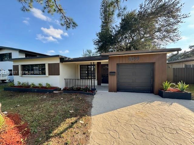 PEMBROKE PINES NO 2 - Residential