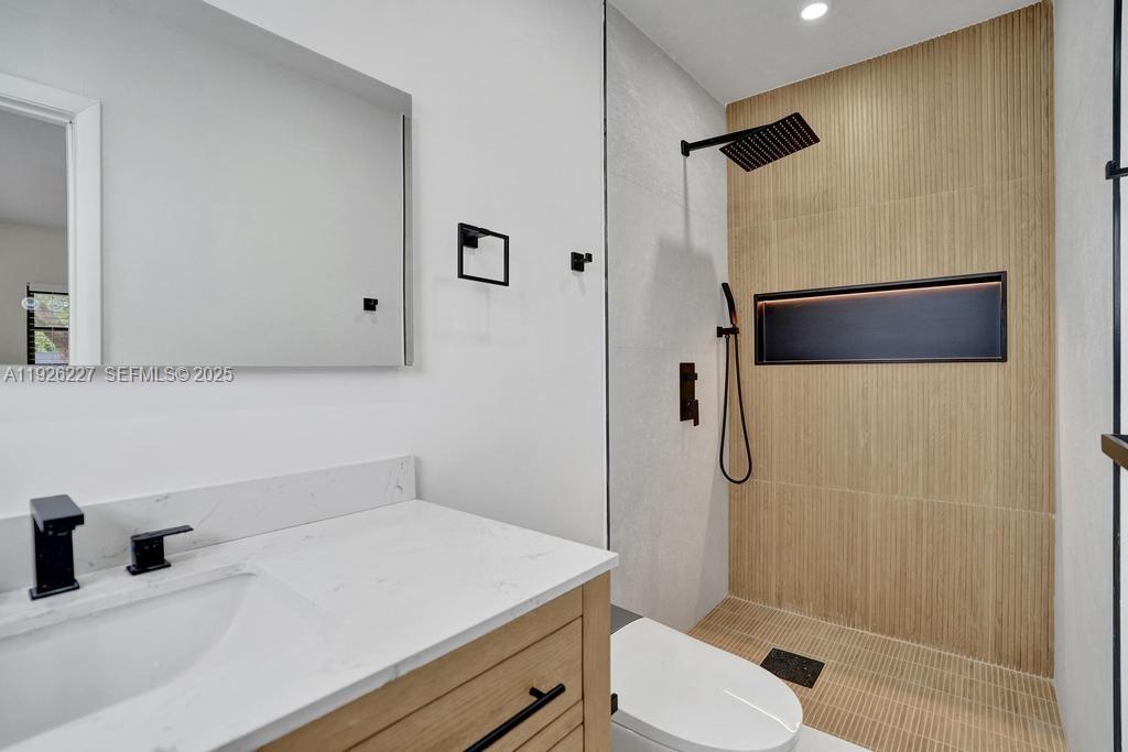 PEMBROKE PINES NO 2 - Residential