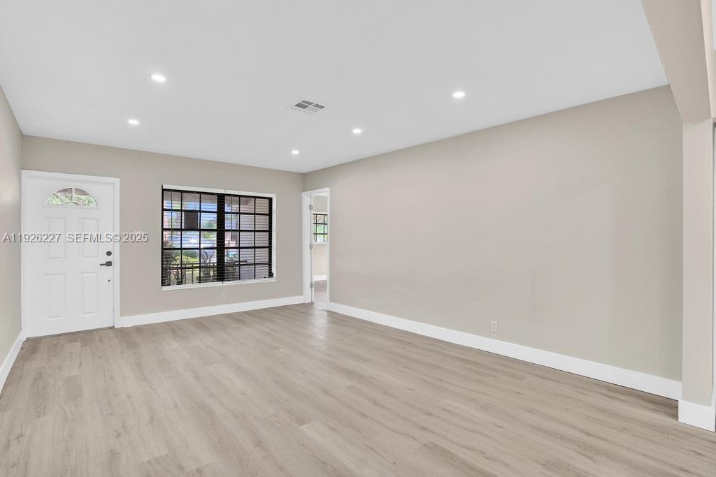 PEMBROKE PINES NO 2 - Residential