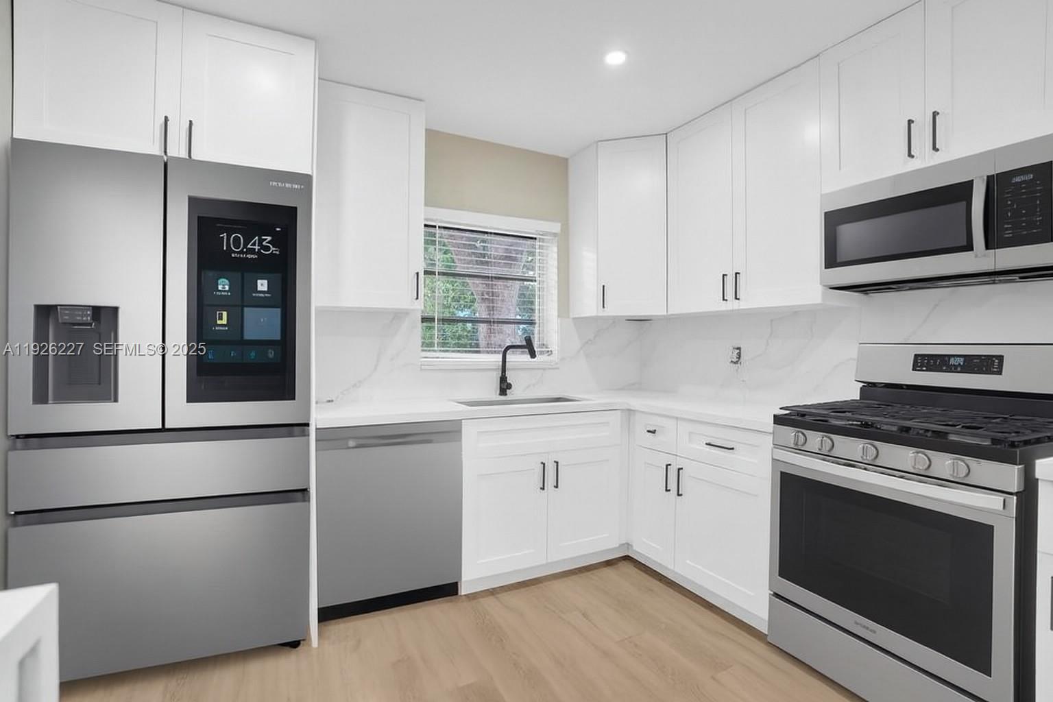 PEMBROKE PINES NO 2 - Residential