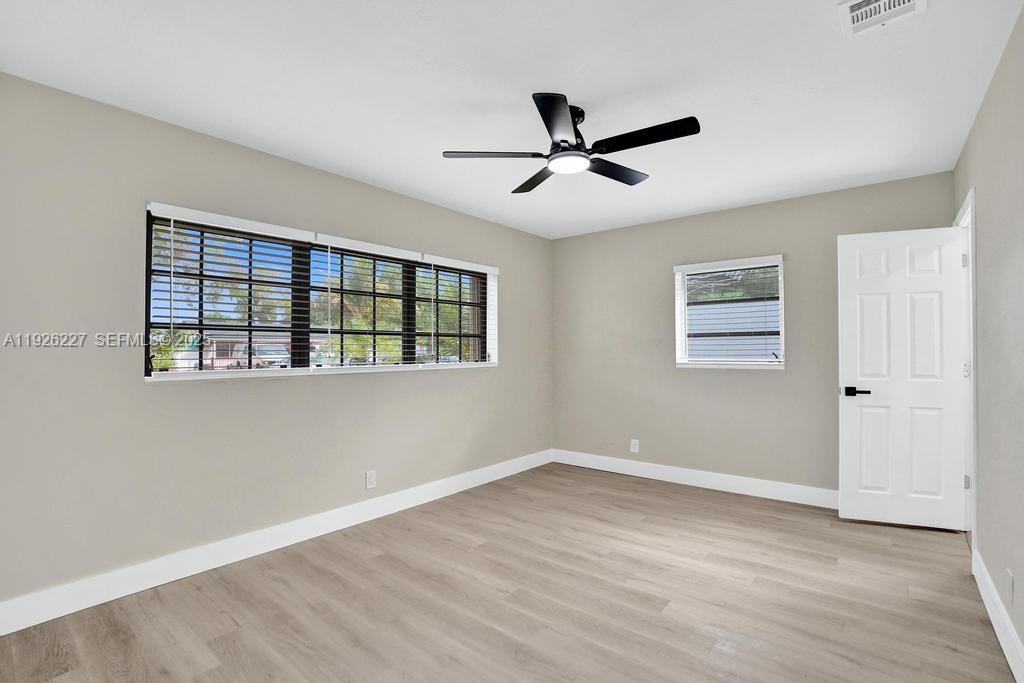 PEMBROKE PINES NO 2 - Residential