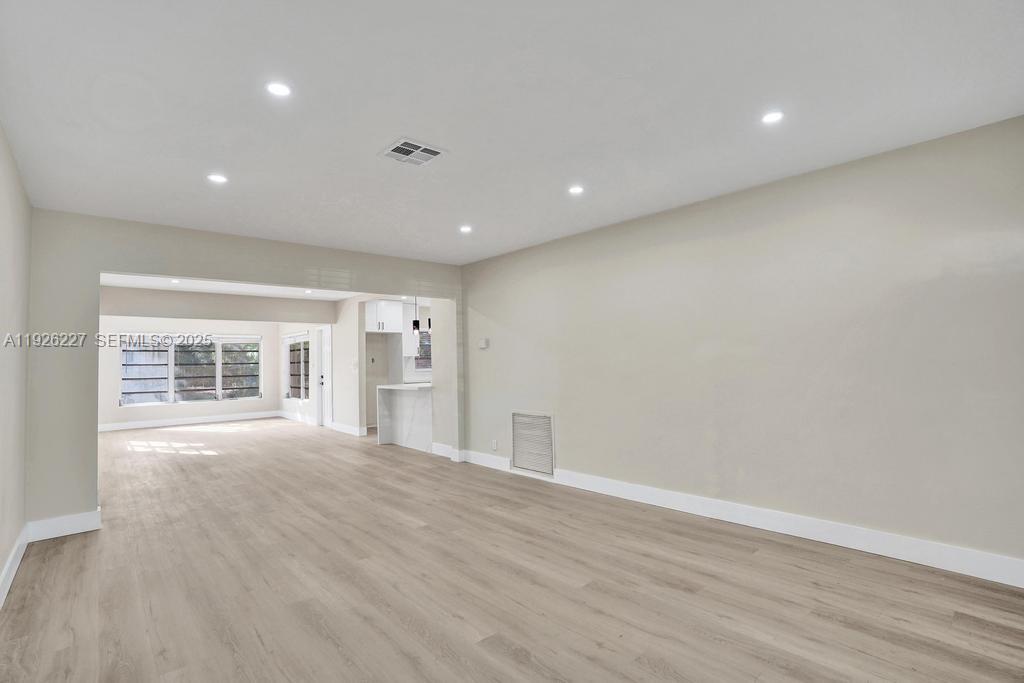 PEMBROKE PINES NO 2 - Residential