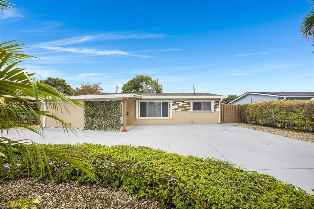 Photo of 6450 Mckinley St, Hollywood, FL 33024 (MLS # A11985518)