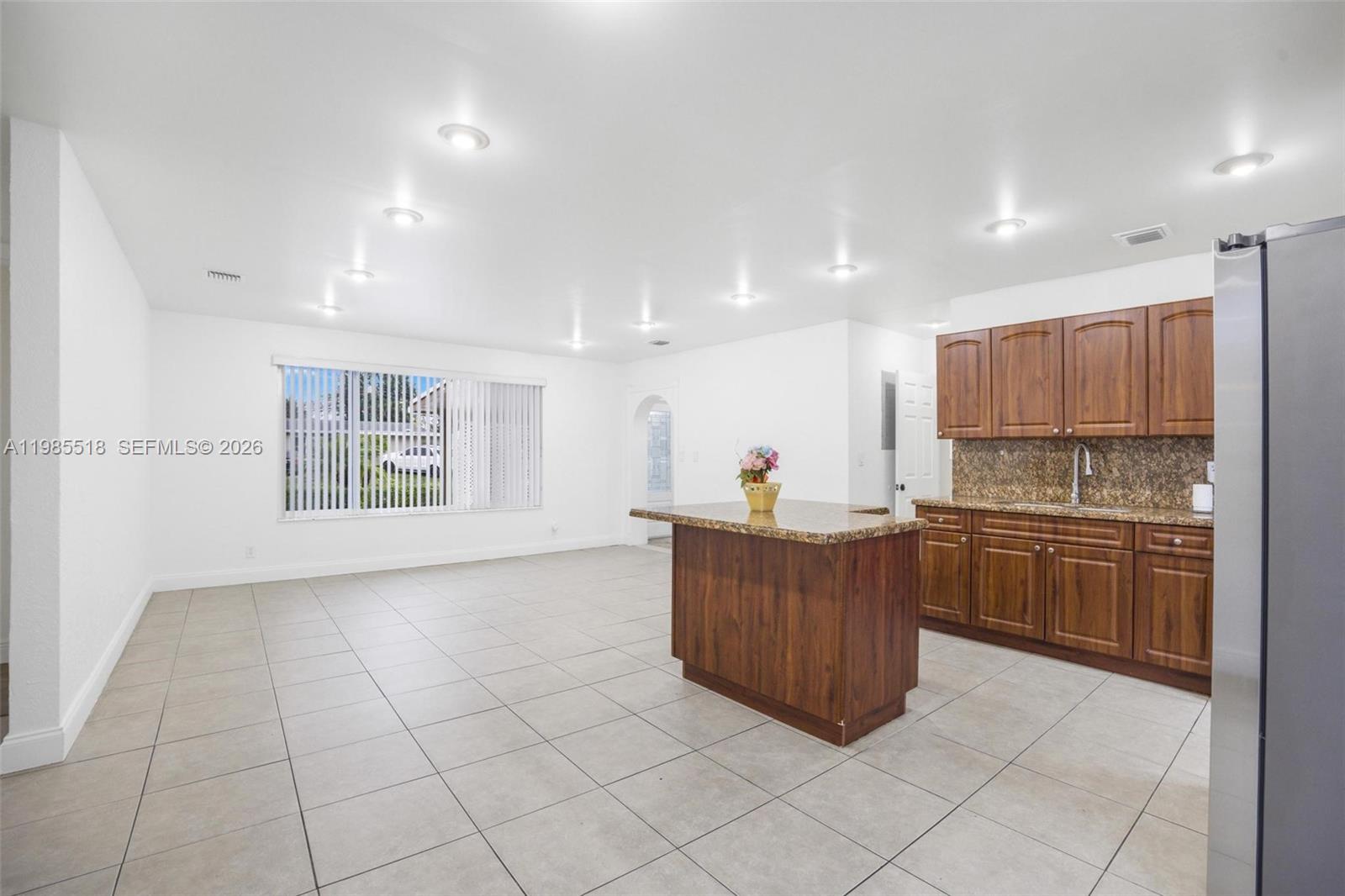 FLEETWOOD MANOR - Residential