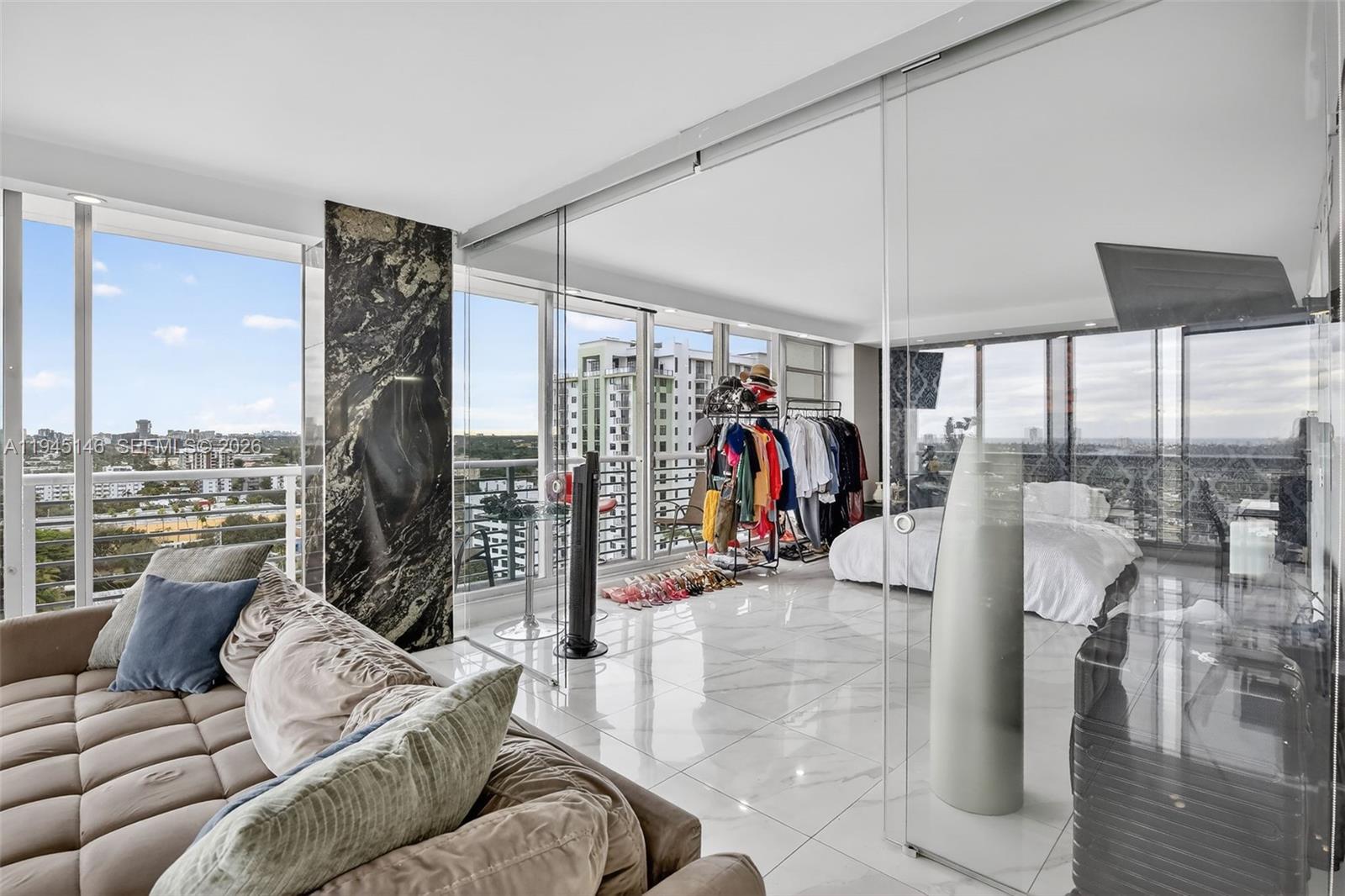 HOME TOWER CONDO - Residential