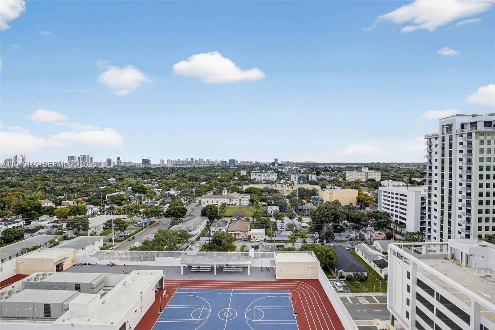 HOME TOWER CONDO - Residential