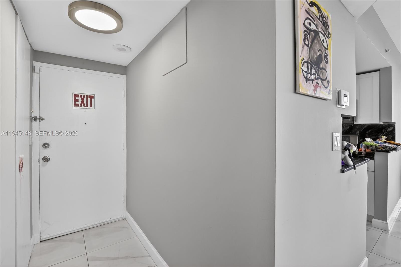 HOME TOWER CONDO - Residential