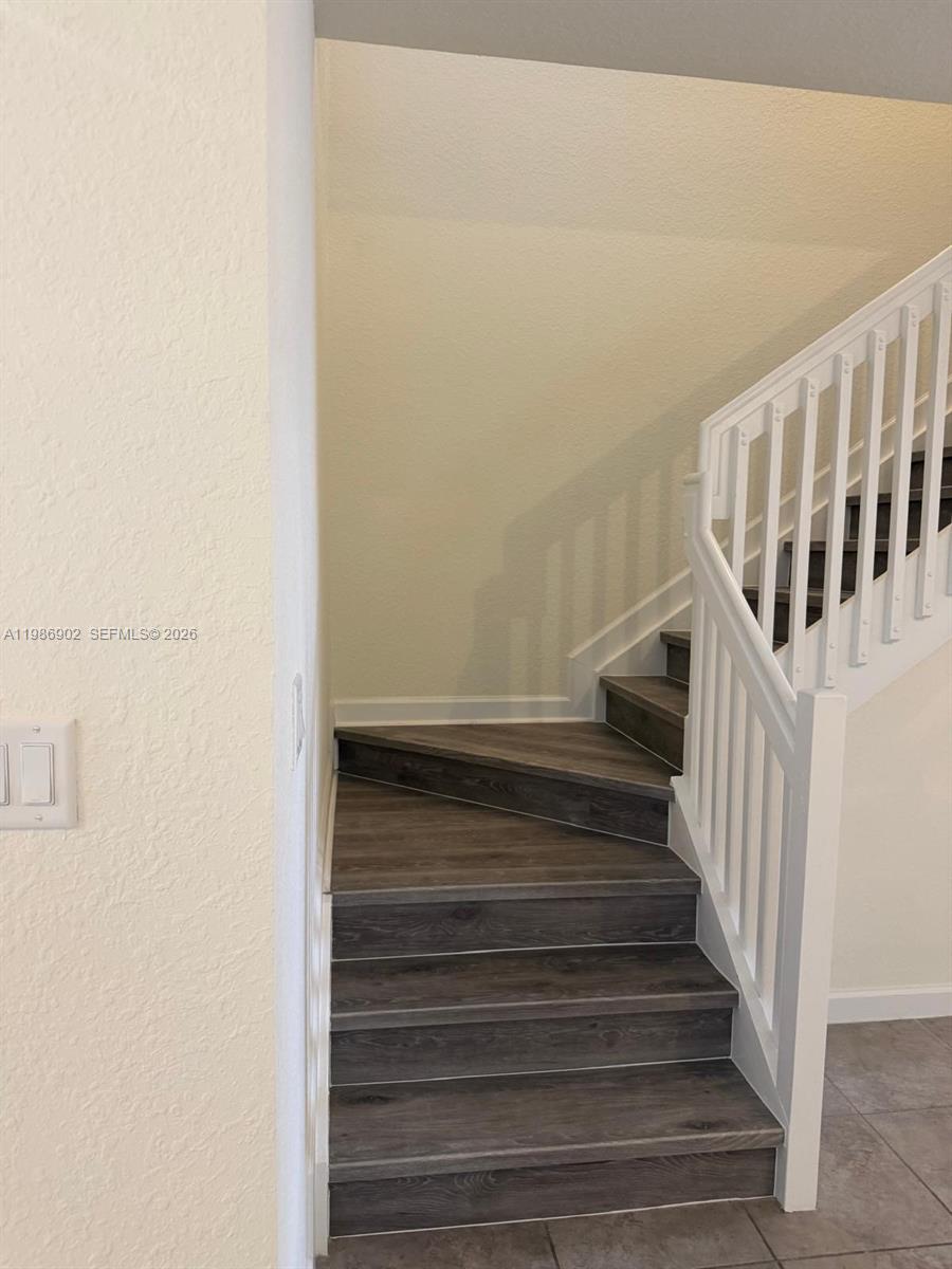 BAYWINDS OF HATTERAS - Residential Lease