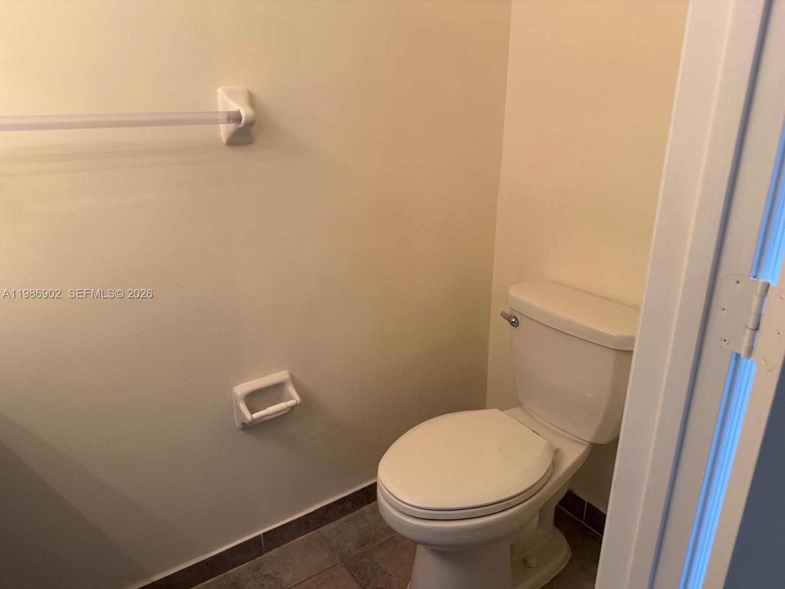 BAYWINDS OF HATTERAS - Residential Lease