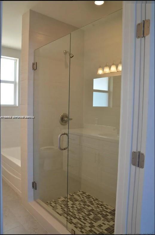 DANIA PLACE (THE) CONDO - Residential