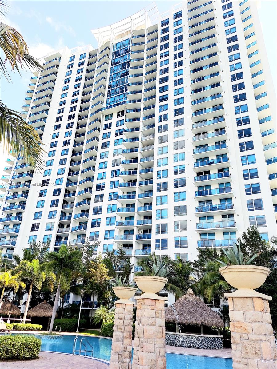 Property for Sale at 2681 N Flamingo Rd 2105S, Plantation, Miami-Dade County, Florida - Bedrooms: 3 
Bathrooms: 2  - $379,700