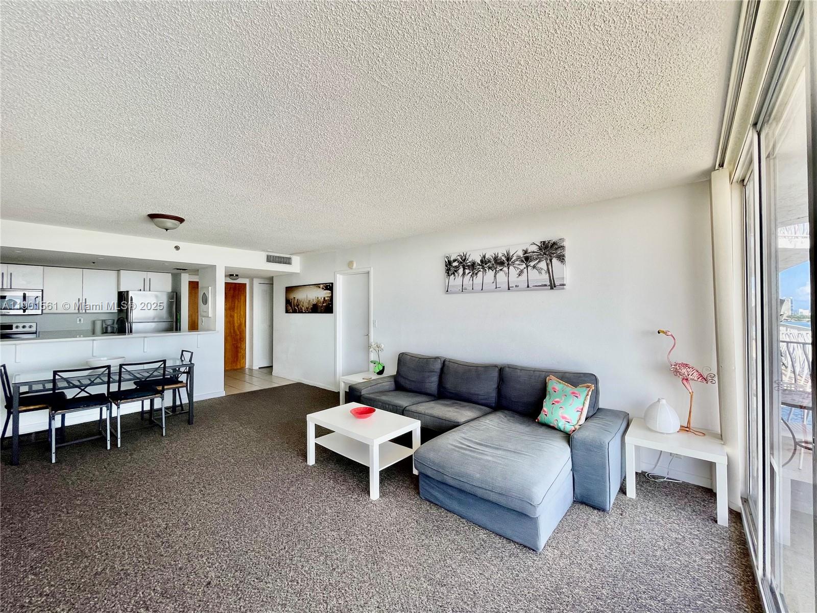 THE GRANDVIEW PALACE COND - Residential Lease