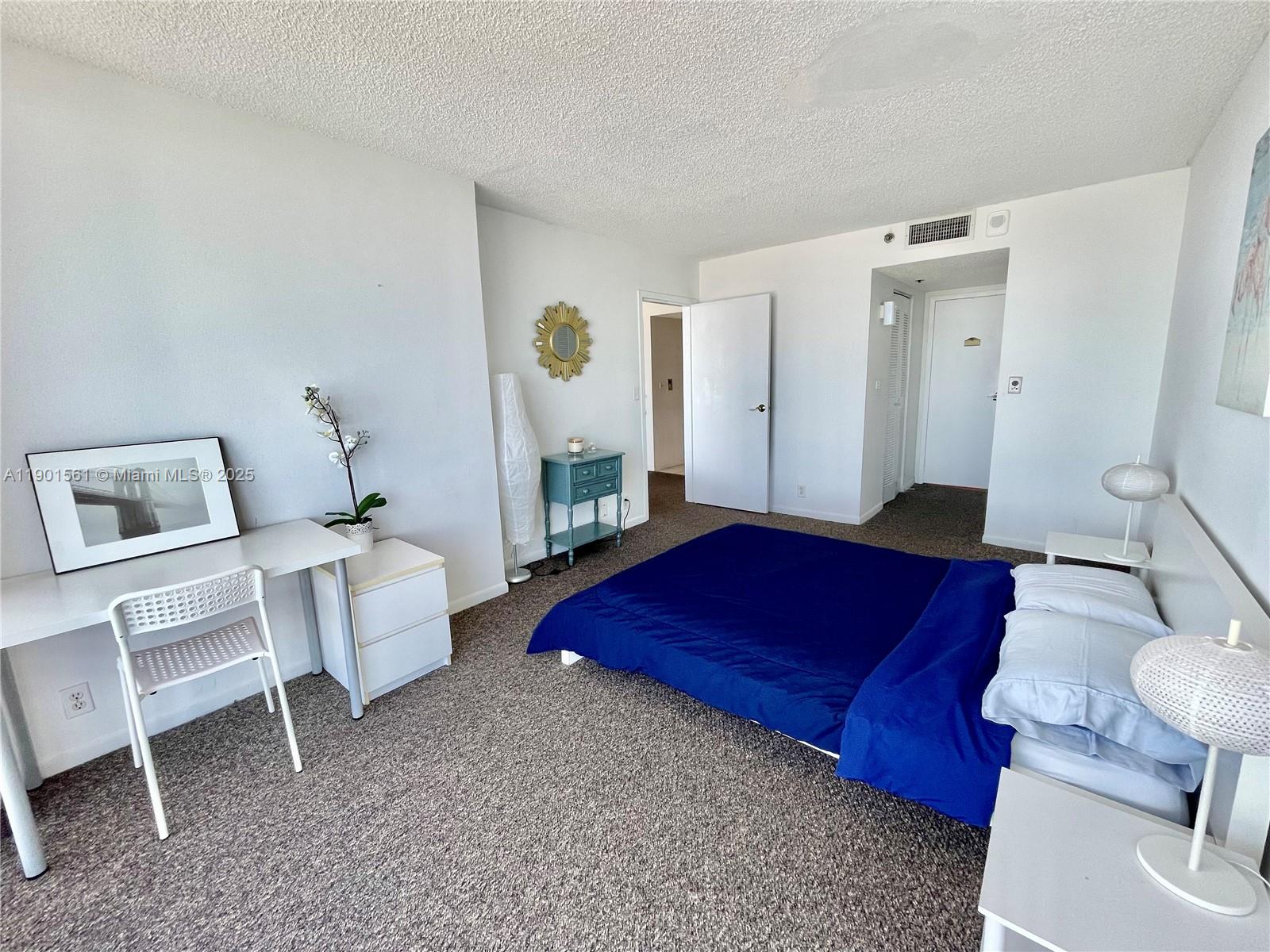 THE GRANDVIEW PALACE COND - Residential Lease