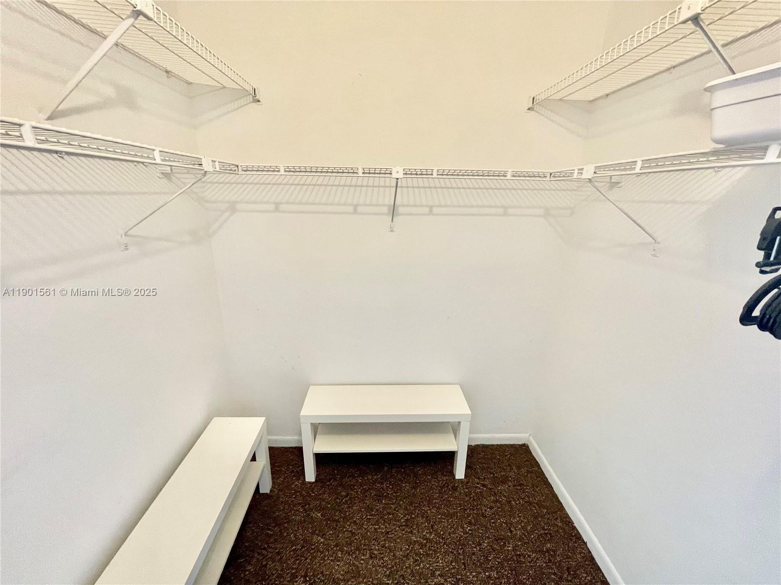 THE GRANDVIEW PALACE COND - Residential Lease