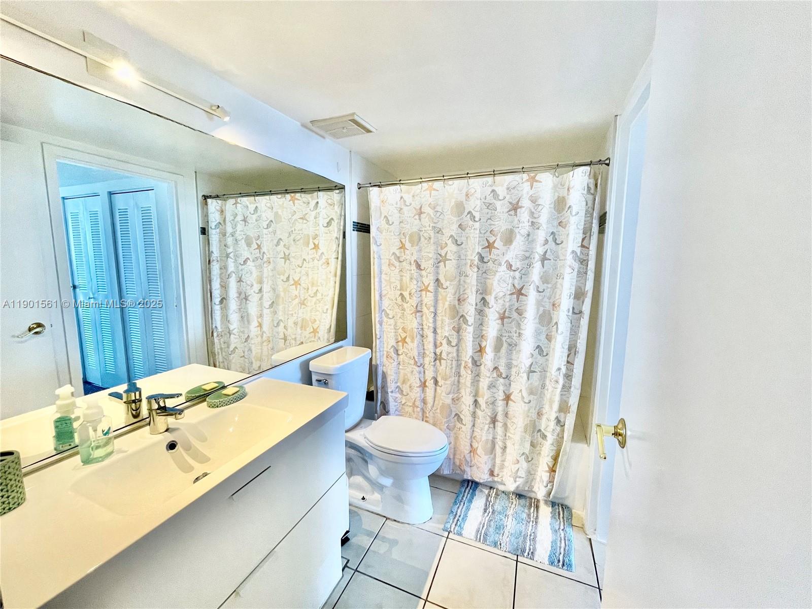 THE GRANDVIEW PALACE COND - Residential Lease