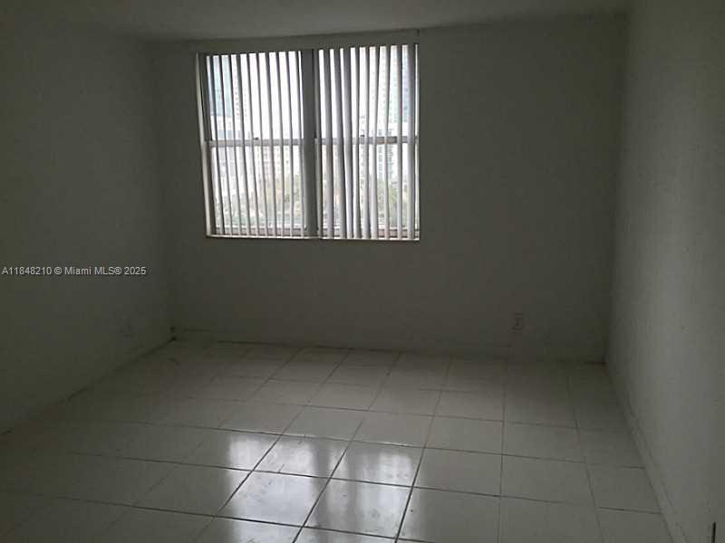 DADELAND PLACE CONDO - Residential Lease