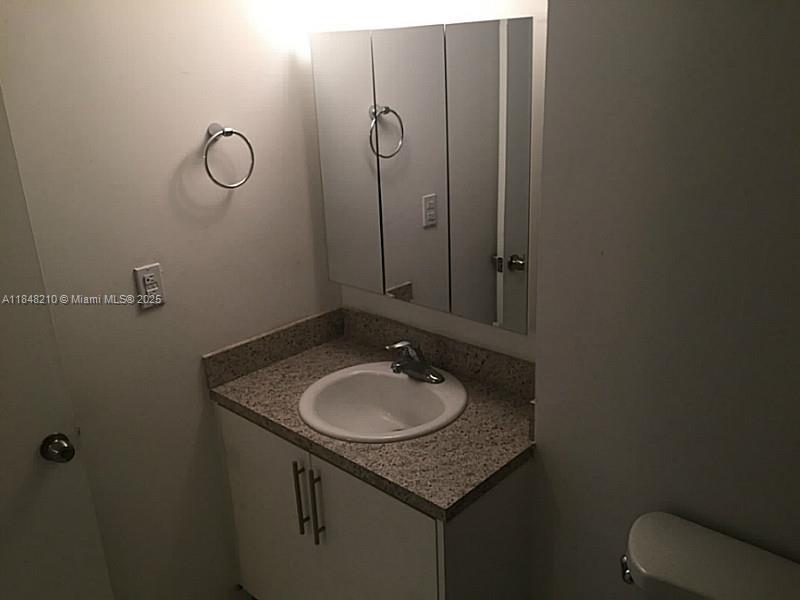 DADELAND PLACE CONDO - Residential Lease