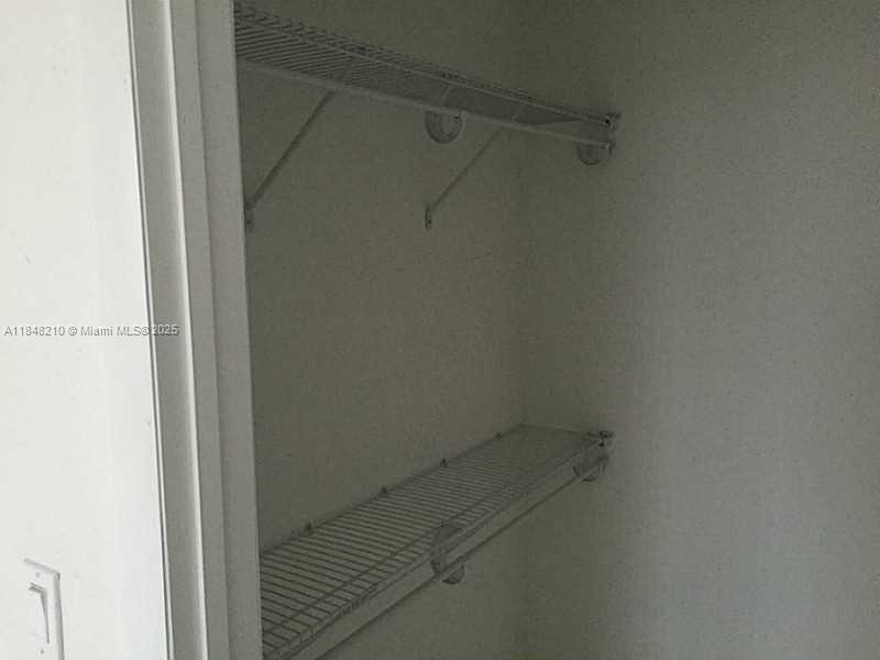 DADELAND PLACE CONDO - Residential Lease