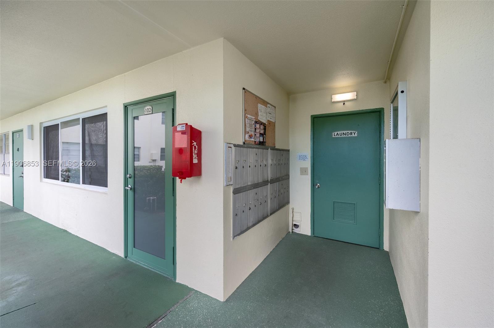 UPMINSTER E CONDO - Residential