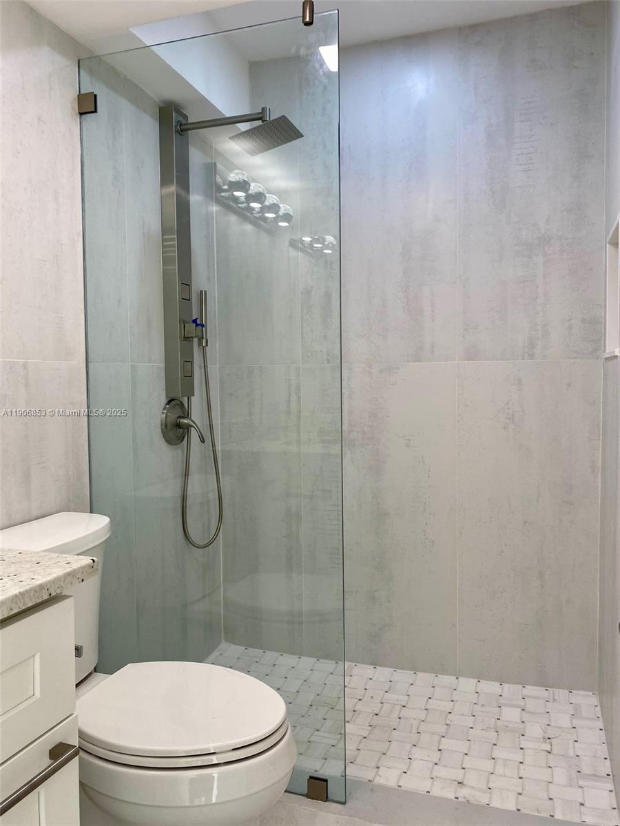 UPMINSTER E CONDO - Residential