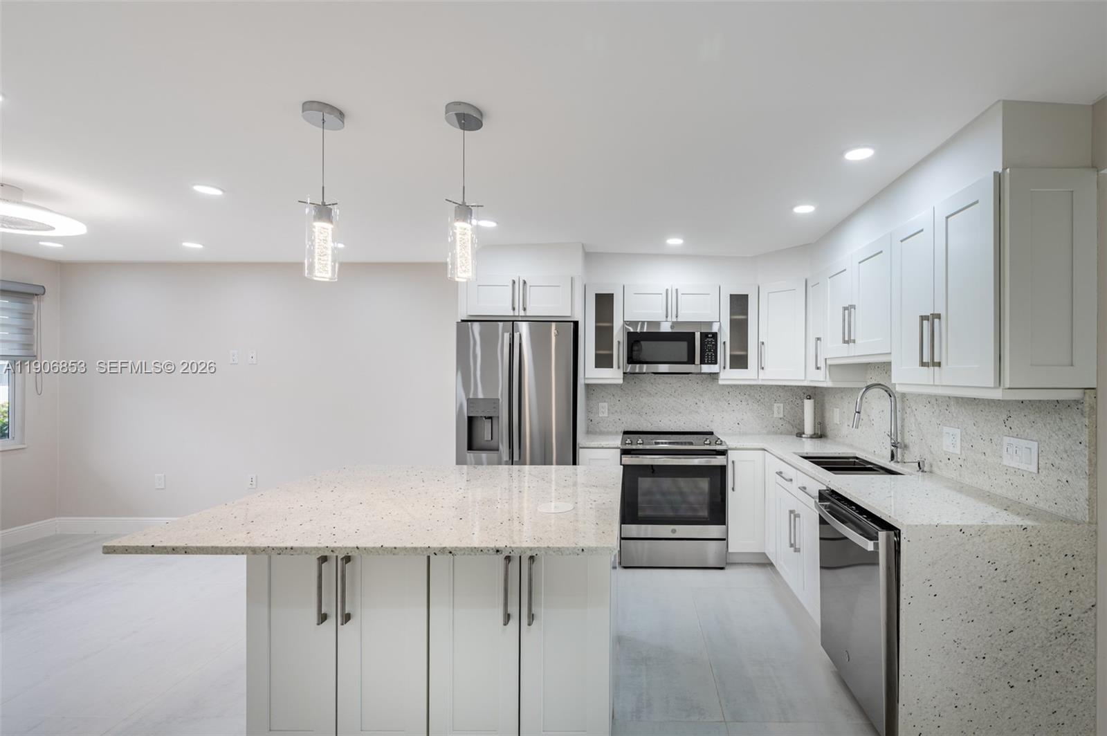 UPMINSTER E CONDO - Residential