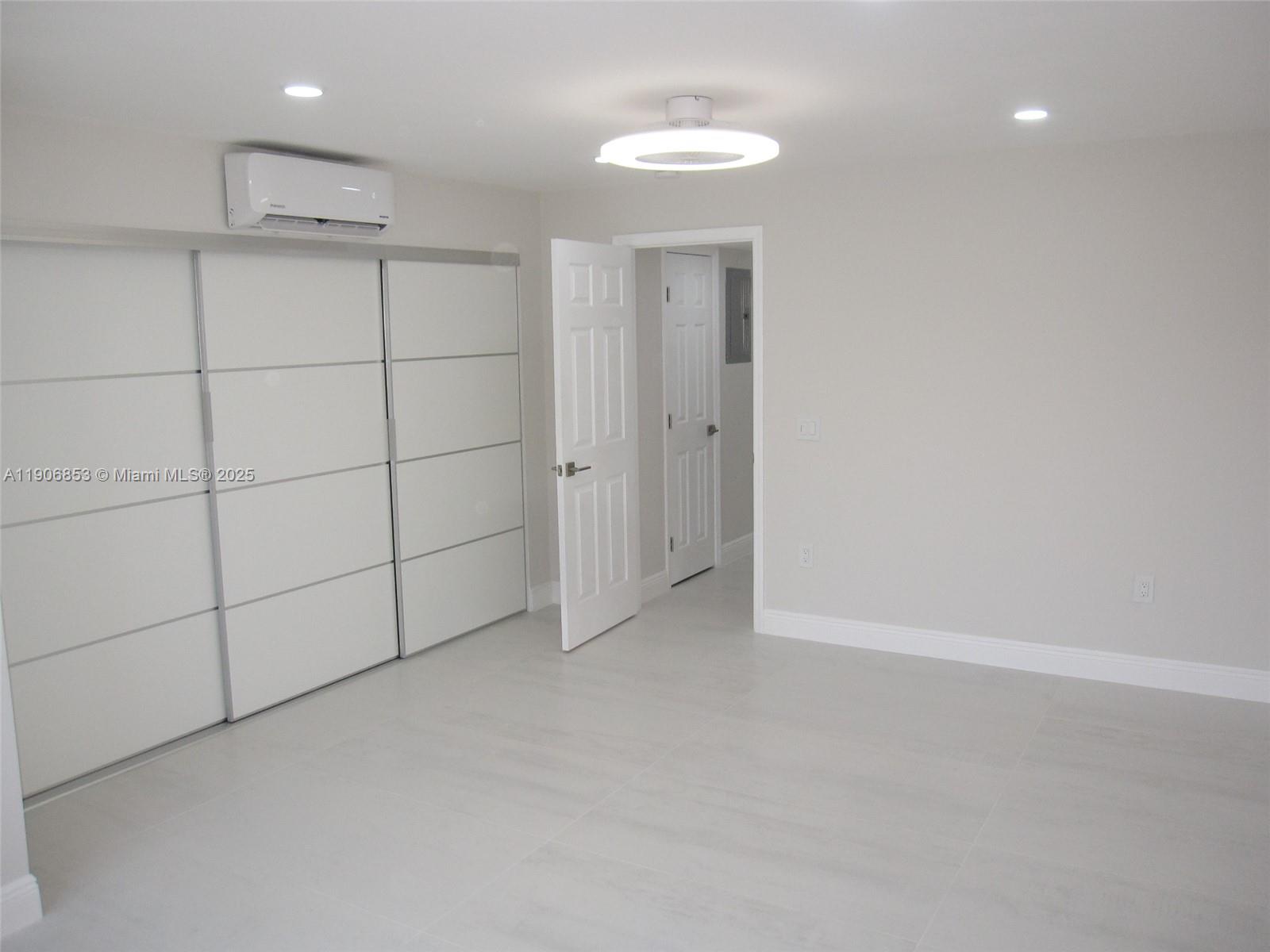 UPMINSTER E CONDO - Residential