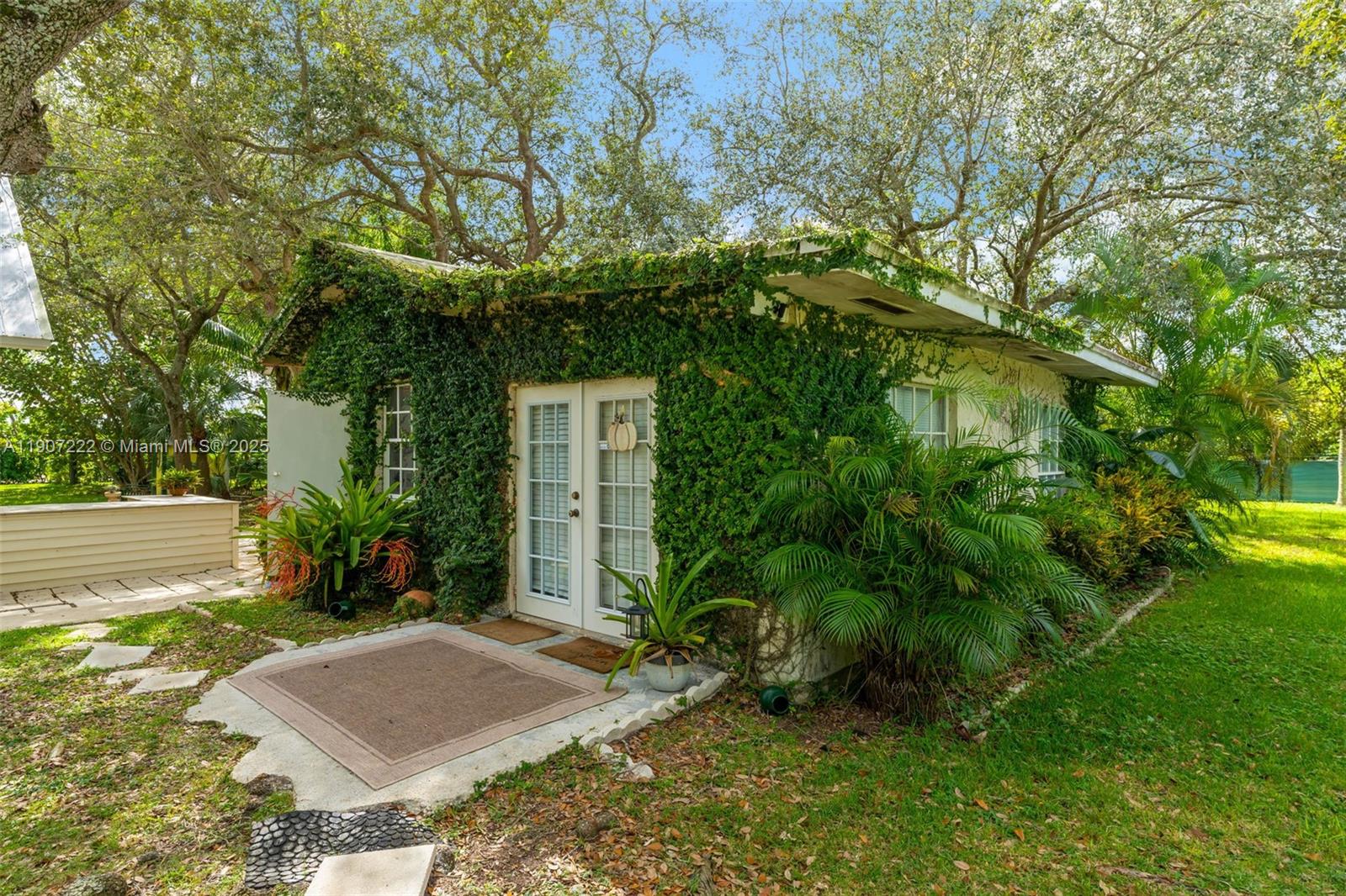 Redland 1.54 Acre - Residential