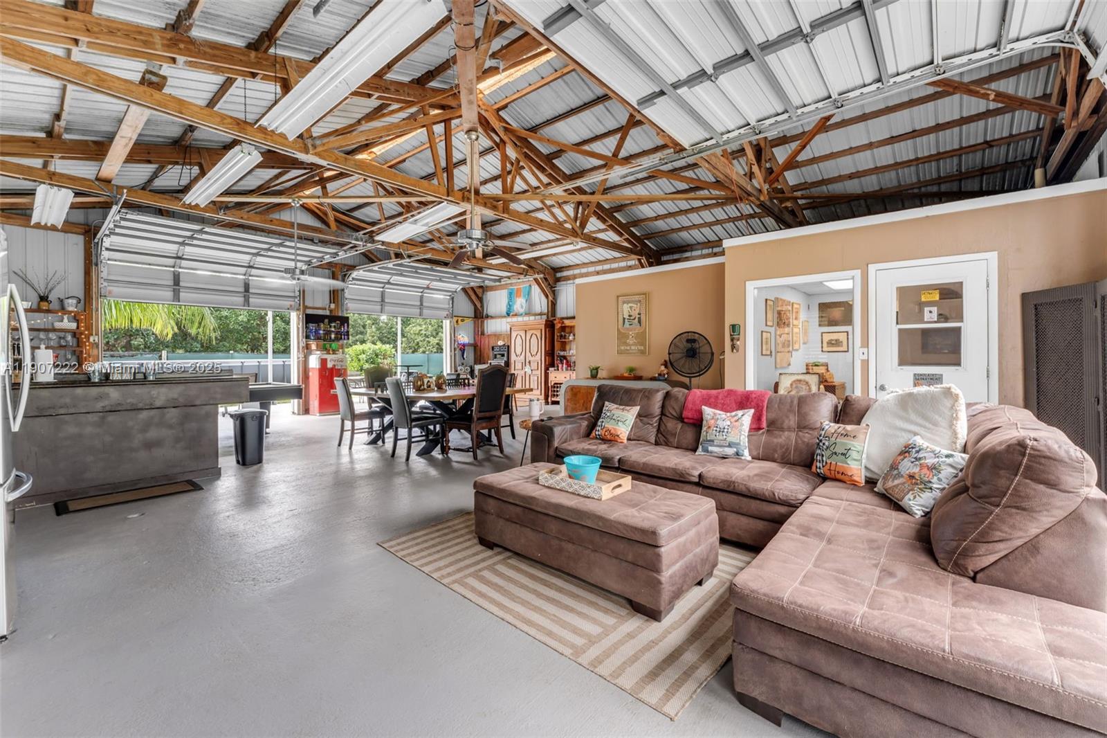 Redland 1.54 Acre - Residential